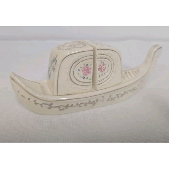 The Unbranded Brand Other - Vintage Salt And Pepper Shakers Ganglion Boat 3 Piece Set Biloxi Mississippi